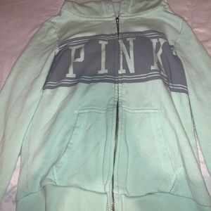 Pink sweatshirt barely worn